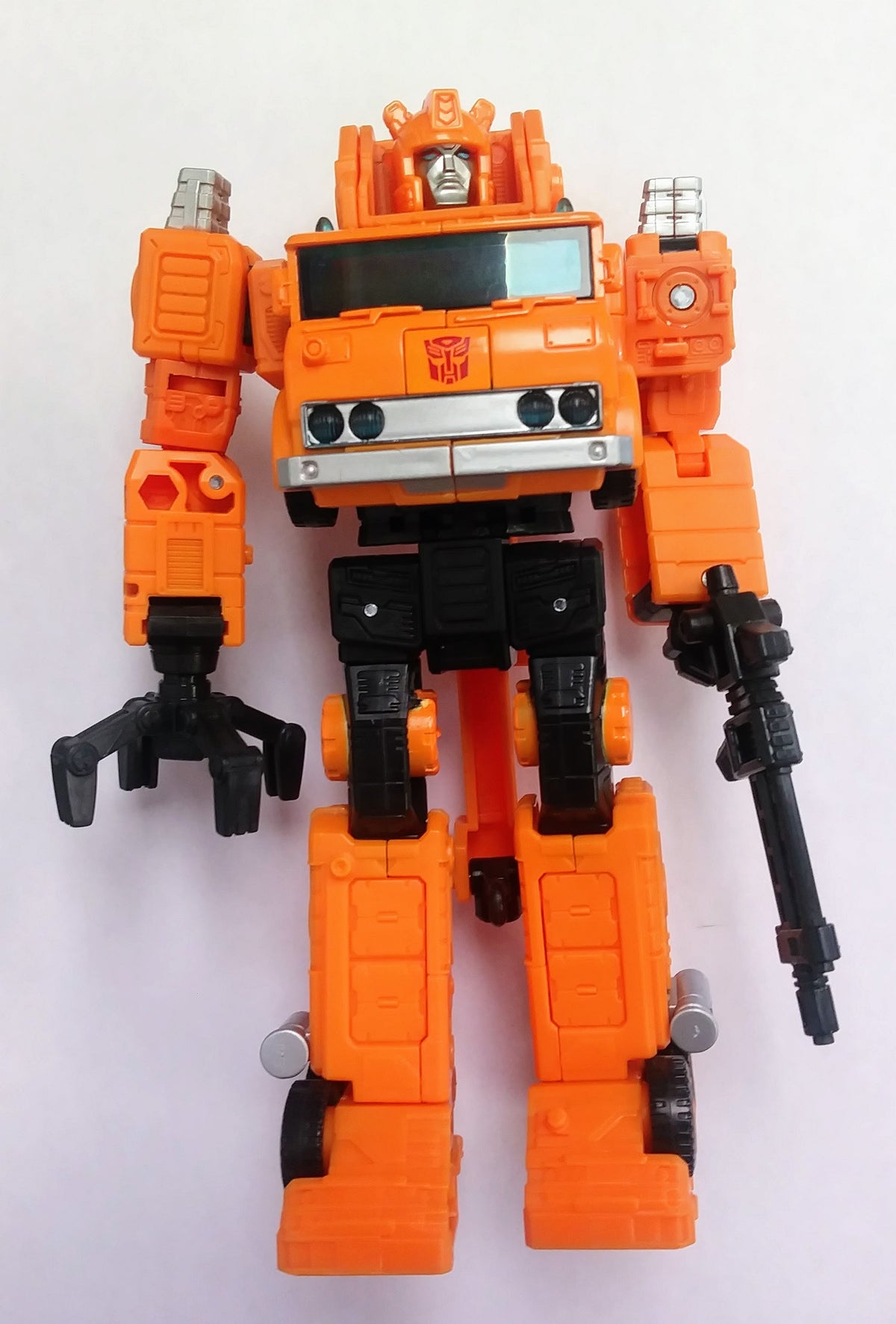 Transformers Earthrise Autobot Grapple Action Figure