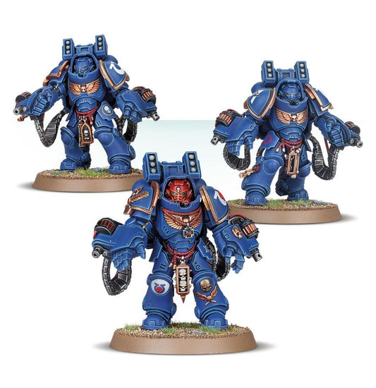 Warhammer 40,000 Space Marines Aggressor Squad